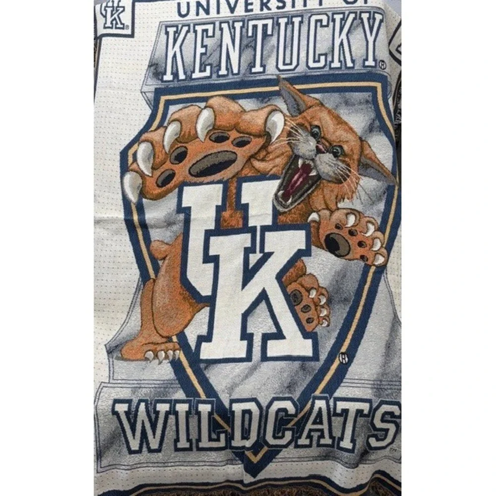 University of Kentucky Wildcats Woven Tapestry Throw Blanket 72x48 UK 0472